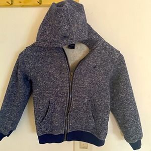 5 boy's sweatshirts never worn, size 5